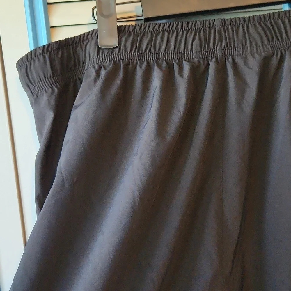 Final Sale Russell Black Athletic Shorts - Picture 8 of 12